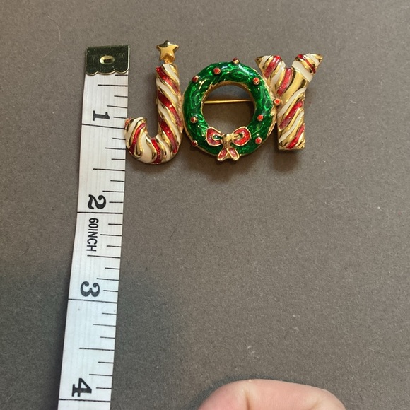 Vintage Joy Christmas Brooch Gold tone and enamel - Picture 3 of 4